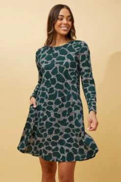 Stella VAYDA ANIMAL PRINT SHORT DRESS -Femme Connection Sales 953e27986b67b45a0f81fc03a1b4b589 7ca7e510 6c9c 44ed a476 232e172ae203