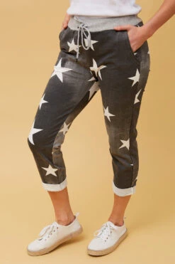 JANJA STAR PRINT JOGGER 15 JANJA STAR PRINT JOGGER -Femme Connection Sales 9608cd3cc68950345ac7e2d48d015efe