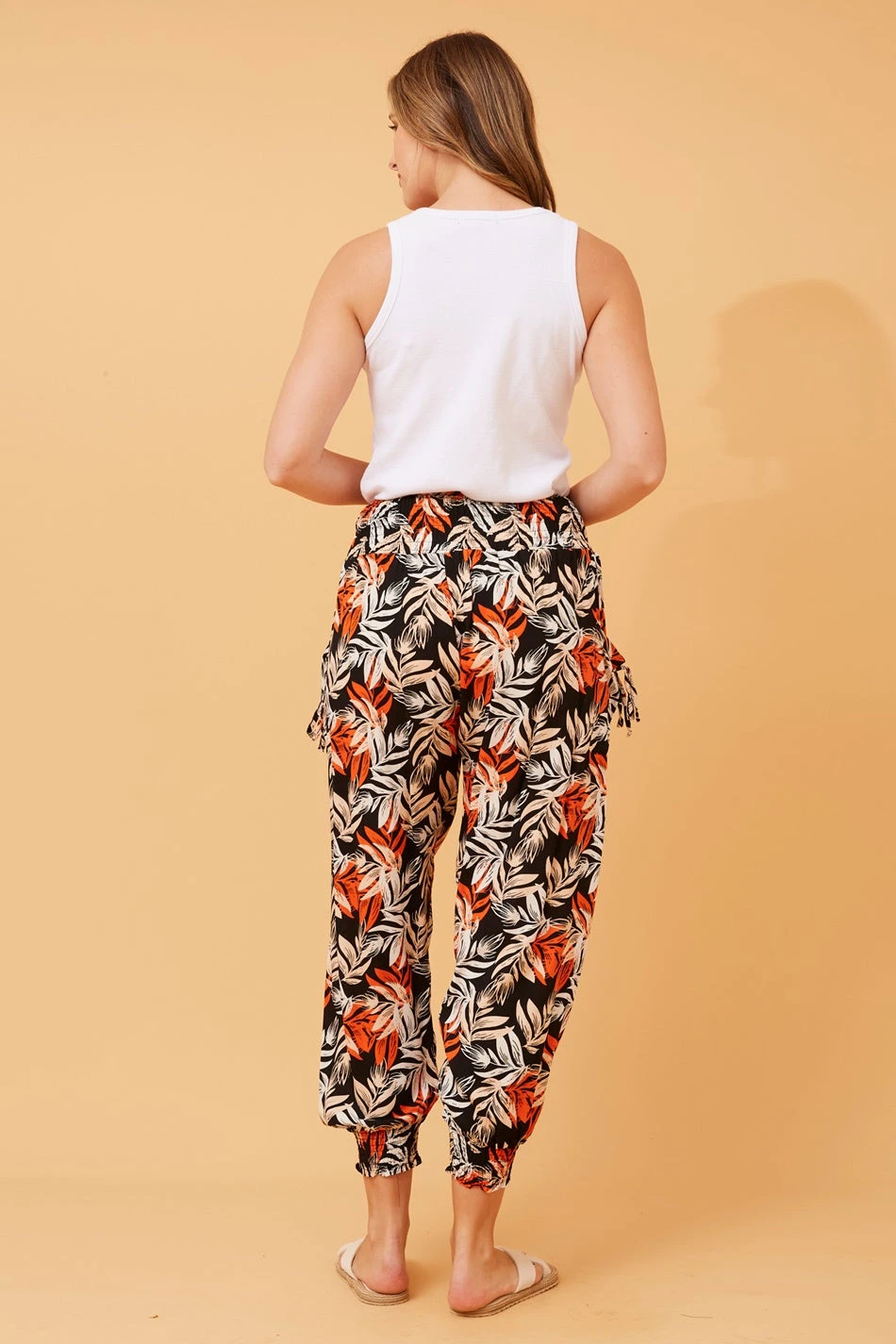 LEAF PRINT BOHO HAREM PANTS 8 LEAF PRINT BOHO HAREM PANTS - Image 6