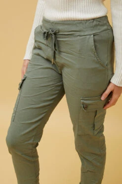 CHARIS CARGO JOGGER PANTS 31 CHARIS CARGO JOGGER PANTS -Femme Connection Sales abbec354e8e0d619d4eee1119452522a