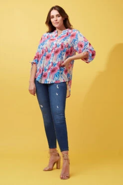 FLORAL PLEATED BLOUSE -Femme Connection Sales ad682d99cbd8689348b936c4111536e2 84b954b4 69e4 4f5c b78b 5ac902a99b64