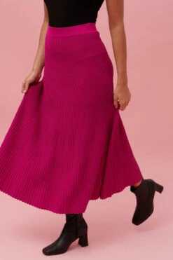 LEANNE RIB KNIT SKIRT -Femme Connection Sales b1e46b3a03240e6550717721ec9bba3e