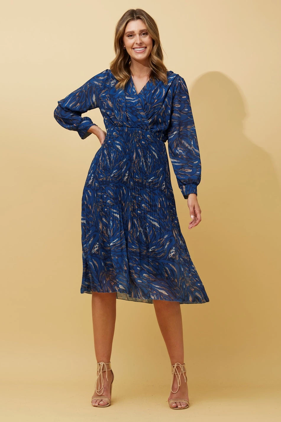 ZANETTA ABSTRACT PRINT TIERED PLEATED MIDI DRESS 3 ZANETTA ABSTRACT PRINT TIERED PLEATED MIDI DRESS