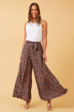 ADDISON FLORAL PANTS -Femme Connection Sales b3a2dcf439a3c562b9fea730bbae27ef 2306751e fd93 4c5a 961e 80b0516d88a5