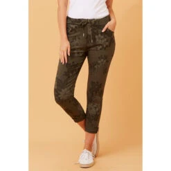 JANJA FLORAL JOGGER PANTS -Femme Connection Sales b55e8e2bdbe08227edb0941cc2062f59