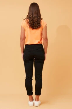 BRENTA SOLID JOGGER PANTS 19 BRENTA SOLID JOGGER PANTS -Femme Connection Sales b5bbf287579819a8e7738a6fad7f2635