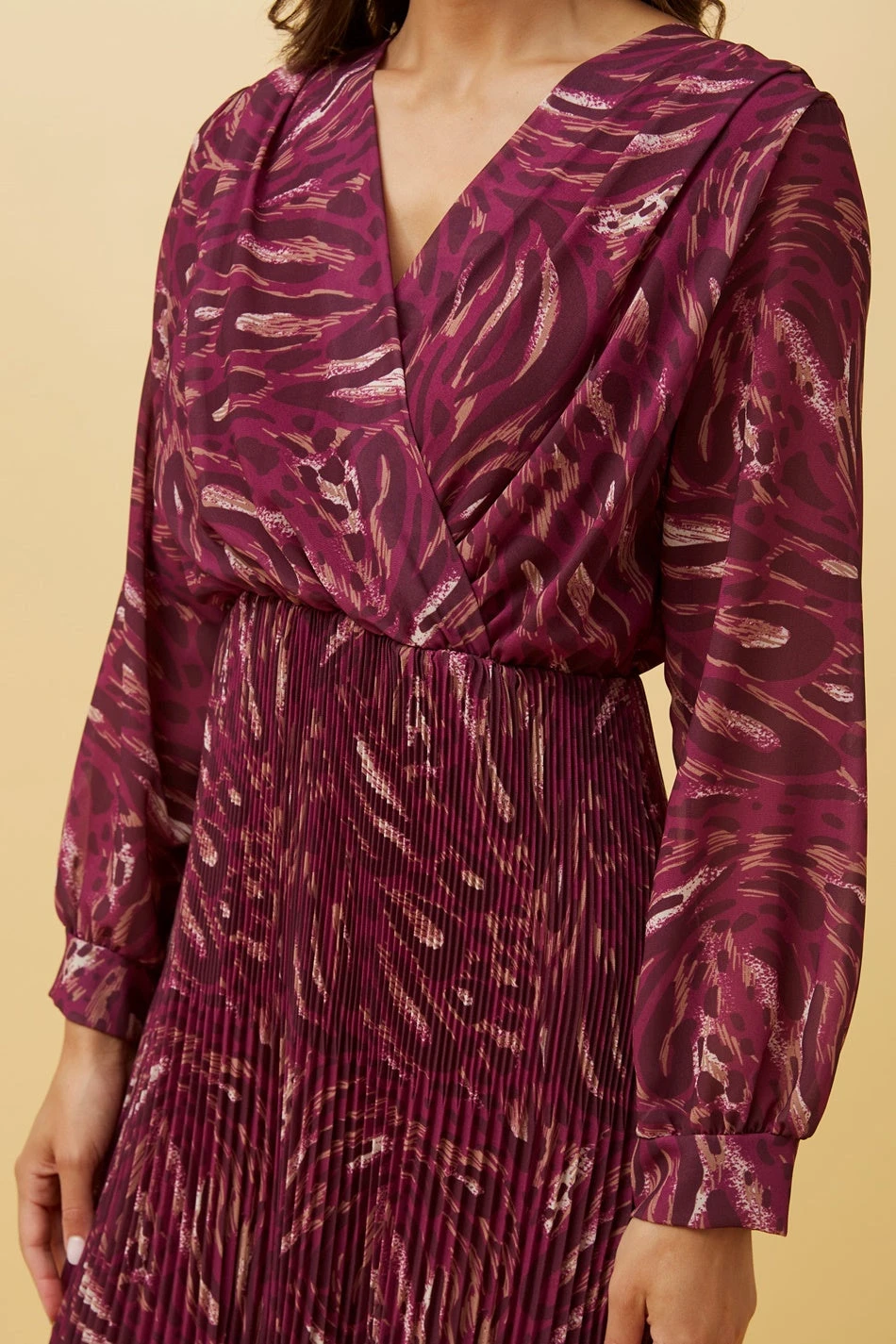 ZANETTA ABSTRACT PRINT TIERED PLEATED MIDI DRESS 7 ZANETTA ABSTRACT PRINT TIERED PLEATED MIDI DRESS - Image 5