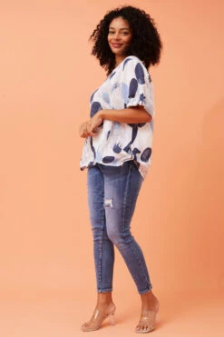 CARMELLA ABSTRACT PRINT LINEN TOP -Femme Connection Sales be23ec62c6c0df54c93da644bab2fb9d