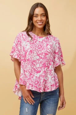 FRILA ABSTRACT PRINT FRILL DETAIL TOP 12 FRILA ABSTRACT PRINT FRILL DETAIL TOP -Femme Connection Sales c124de7c0837f5bf4e1bd40cf1747f5f