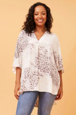 VIRGINIA ANIMAL PRINT HI LOW HEM TOP -Femme Connection Sales c31867b90e199a0d1ab40ede125fc08e