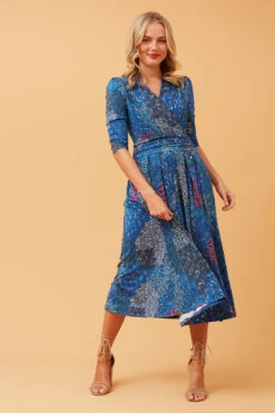 Stella GRACE PEACOCK PRINT MIDI DRESS -Femme Connection Sales c5c3700248ee8aa3311c57d3ff900aa0 e8e5275c efcc 4ca4 b4f4 026427fcdefe