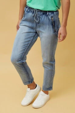 PEGGY DENIM JOGGER PANTS -Femme Connection Sales c801b799e55157119c76419c61d366c8