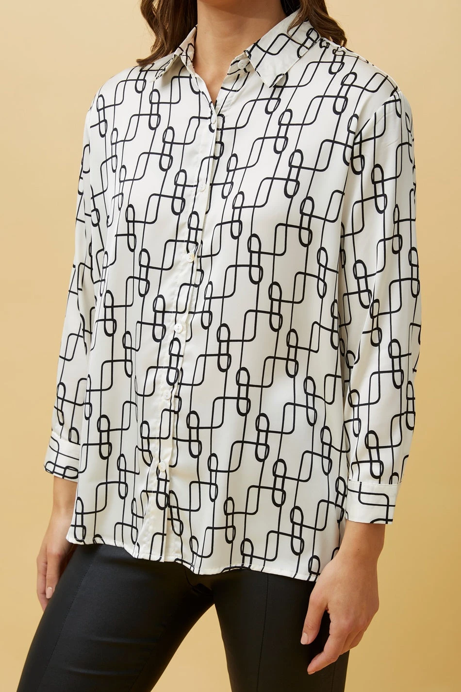 HADIL ABSTRACT PRINT SATIN SHIRT 9 HADIL ABSTRACT PRINT SATIN SHIRT - Image 7