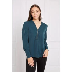 Stella LONG SLEEVE ZIP FRONT TOP 31 Stella LONG SLEEVE ZIP FRONT TOP -Femme Connection Sales cb7c4c621eff7bf70fd63edb592557bc