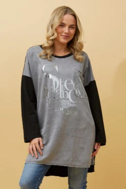 SORIANA FOIL PRINT TUNIC TOP 19 SORIANA FOIL PRINT TUNIC TOP -Femme Connection Sales d6cc35f69b952c9b701d17bcf163a1be