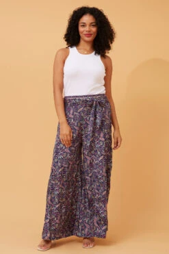 ADDISON FLARED BORDER PRINT PANTS