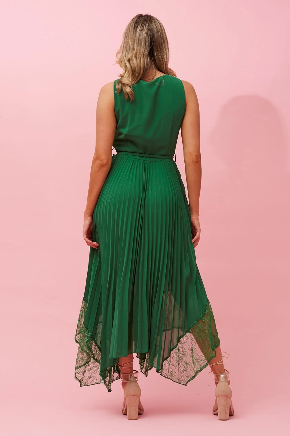 MADISON SLEEVELESS PLEATED DRESS 15 MADISON SLEEVELESS PLEATED DRESS - Image 13