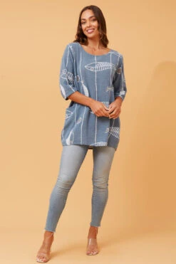 VALERIA FISH PRINT TOP -Femme Connection Sales e7c664e242f1f808e31e5b3e85cf8909