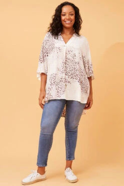 VIRGINIA ANIMAL PRINT HI LOW HEM TOP -Femme Connection Sales e894a2d48a92e68f2deb3fffb49730ad 6dbeee56 2e59 4a30 bde7 8e373a0dafa8