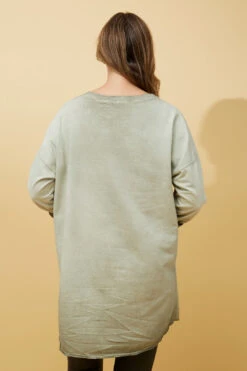 SORIANA FOIL PRINT TUNIC TOP 29 SORIANA FOIL PRINT TUNIC TOP -Femme Connection Sales f42848f4f31ddc163d59982d86f89b4e