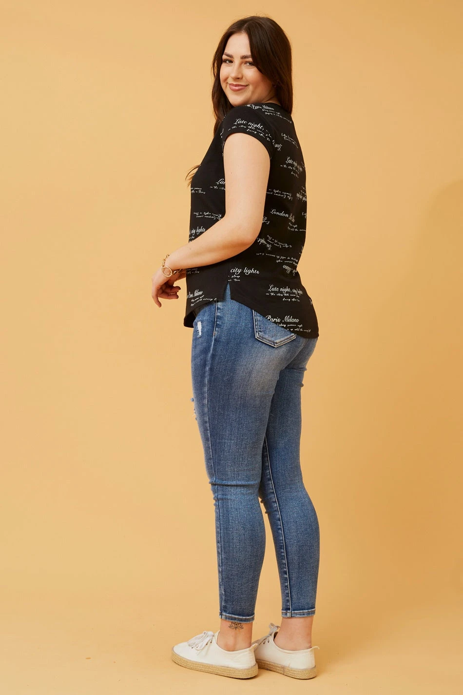 COCO GRAPHIC PRINT TSHIRT 7 COCO GRAPHIC PRINT TSHIRT - Image 5